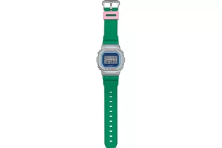 Часы Casio DW-5600EU-8A3 кварцевые